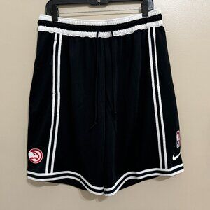 Nike NBA Authentics Atlanta Hawks Team Issue Pre-Game Practice DNA Shorts Men LT